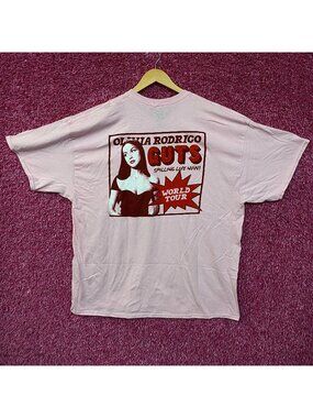 Olivia Rodrigo Guts World Tour Spilling Live Now T-Shirt 2XL